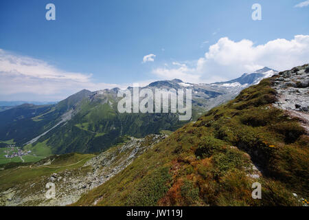 Blick von der Pfannk pfl in der Nähe von Tux im Zillertal Stockfoto