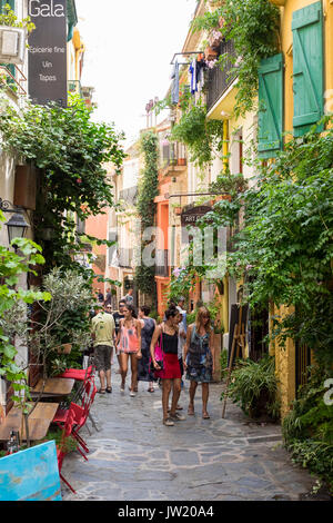 Verwinkelten Gassen in Collioure, Spanien. Stockfoto