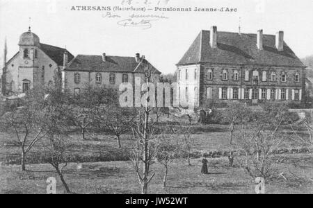 Dieser Titel bezieht sich wahrscheinlich auf ein Werk oder eine Publikation, die sich auf die Athesaner konzentriert, eine Gruppe oder ein Konzept, das mit dem 20. Jahrhundert zusammenhängt. Es bedarf eines weiteren Kontextes, um seine Bedeutung zu verstehen. Stockfoto