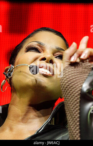 Janet Jackson Durchführen ihrer ersten Show ihrer Enge und persönliche Tour im Borgata in Atlantic City, NJ am 26. März 2011 © Star Shooter / MediaPunchInc Stockfoto