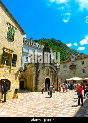 Kotor, Montenegro - Mai 07, 2014: St. Luke's Kirche St. Luke's Square Stockfoto