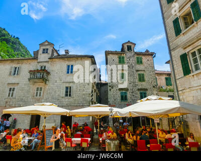 Kotor, Montenegro - Mai 07, 2014: St. Luke's Square in Kotor Stockfoto