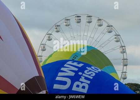 Bristol, UK. 11 Aug, 2017. Bristol International Balloon Fiesta in Ashton Hof, Bristol, UK Credit: Neil Cordell/Alamy leben Nachrichten Stockfoto