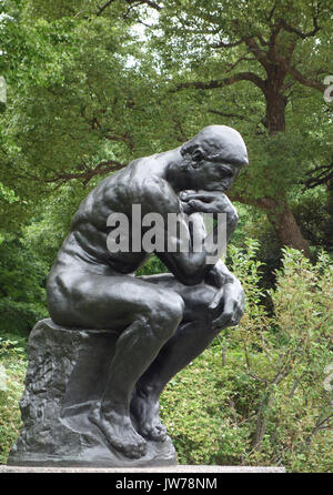 Le Penseur (vergrößerte Nachbildung) National Museum der westlichen Kunst, Tokyo DSC 08025 Stockfoto