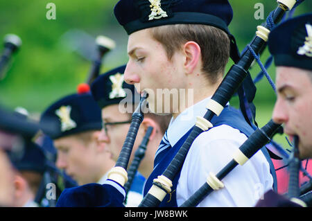 Wettbewerber in der Britischen Pipe Band Championships in Paisley, Schottland im St James Spielfelder am 20. Mai 2017 Stockfoto