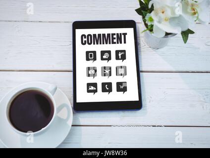 Digital composite von Kommentar Text und Grafik auf Tablet Bildschirm Stockfoto