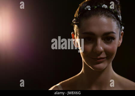 Portrait von lächelnden Ballerina Stockfoto