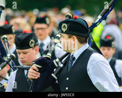 Wettbewerber in der Britischen Pipe Band Championships in Paisley, Schottland im St James Spielfelder am 20. Mai 2017 Stockfoto