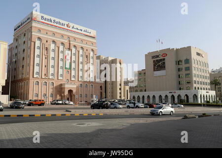 Büros der Bank und HSBC Sohar Oman im Stadtteil Ruwi Maskat, Oman, am 7. August 2017. Stockfoto