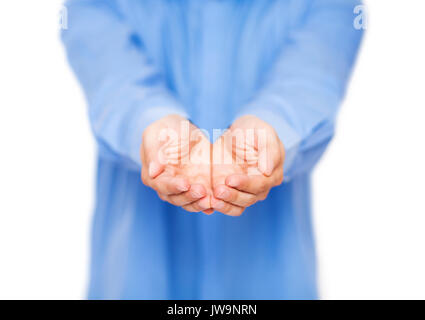 Offene Hände. Halten, geben, zeigt Konzept. Stockfoto