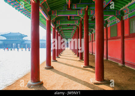 Geyongbokgung Palast in Seoul, Südkorea. Stockfoto