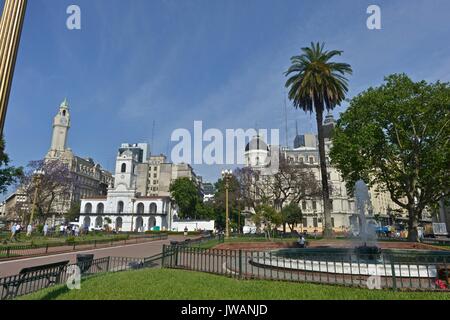 Die Buenos Aires Cabildo auf der Plaza de Mayo. Stockfoto