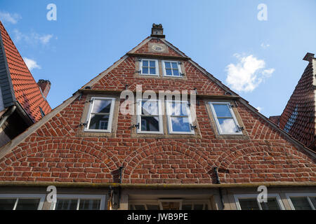 Dach von Symbol altes Haus von Schoor Viertel in Bremen, Deutschland. Klassisch hanseatischen Stil. Stockfoto