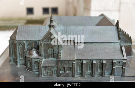 Krakau, Polen - 14 Januar, 2017: Kirche des Heiligen Franz von Assisi stahl Mock up auf Stadt Straße in der Altstadt. Krakau ist die zweitgrößte und eine der Th Stockfoto