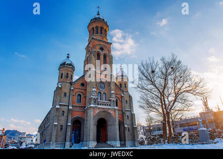 Die Kirche in Jeonju Hanok Dorf im Winter, Südkorea. Stockfoto