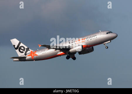 Jetstar Airways Airbus A320-232 VH-VGF Abfahrt Melbourne International Airport. Stockfoto