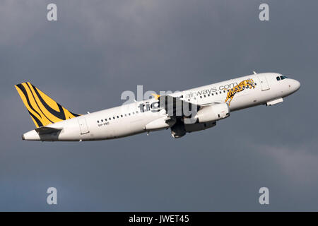 Low Cost Airline Tiger Airways Airbus A320-232 VH-VND Abfahrt Melbourne International Airport. Stockfoto