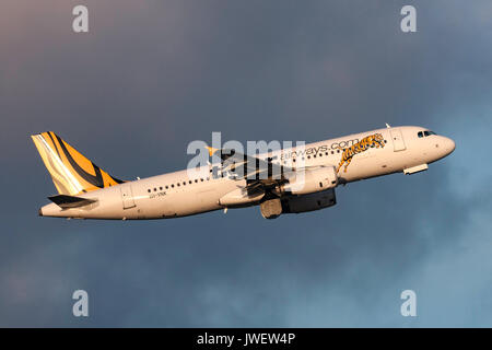 Low Cost Airline Tiger Airways Airbus A320-232 VH-vnk Abfahrt Melbourne International Airport. Stockfoto