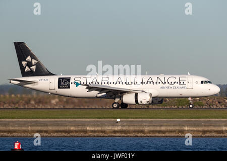 Air New Zealand Airbus A320-Landung am Flughafen Sydney. Stockfoto