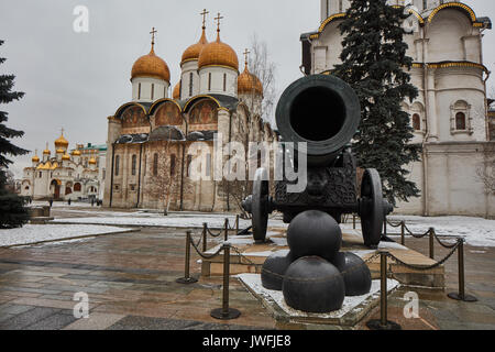 Berühmte "Zaren pushka 'big Canon in der Nähe von Kreml, Moskau. Stockfoto