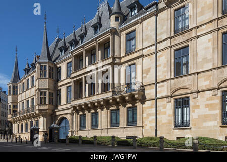 Das Großherzogliche Palais in Luxemburg Stadt im Großherzogtum Luxemburg. Es ist die offizielle Residenz des Großherzogs von Luxemburg, und wo er Stockfoto