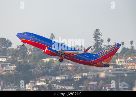 Southwest Airlines Boeing 737-7 H4N426WN Abfahrt San Diego Internationalen Flughafen. Stockfoto