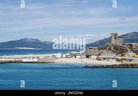 Santa Catalina Burg in Tarifa, ein Aussichtsturm gebaut im Jahre 1931 auf einem kleinen Hügel mit Blick auf die Strände von Playa Chica und Los Lances Stockfoto