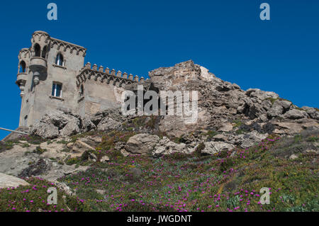 Santa Catalina Burg in Tarifa, ein Aussichtsturm gebaut im Jahre 1931 auf einem kleinen Hügel mit Blick auf die Strände von Playa Chica und Los Lances Stockfoto