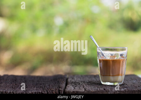 Thai Kaffee heiß servieren Frühstück im Thai Stil Anruf cha Roon Stockfoto
