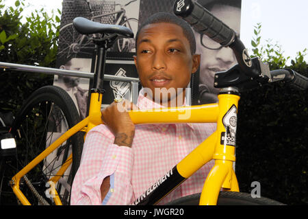 Pharrell Williams besucht Brooklyn Element Media Day Beverly Wilshire Hotel August 1,2009 Beverly Hills, Kalifornien. Stockfoto