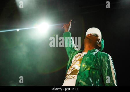 Rapper NAS mit 2008 Rock Bells Glen Helen Pavilion Los Angeles. Stockfoto