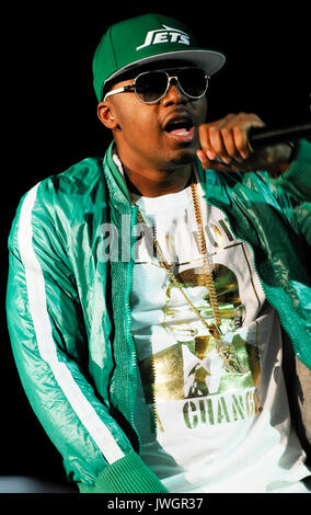 Rapper NAS mit 2008 Rock Bells Glen Helen Pavilion Los Angeles. Stockfoto