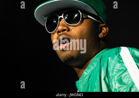 Rapper NAS mit 2008 Rock Bells Glen Helen Pavilion Los Angeles. Stockfoto