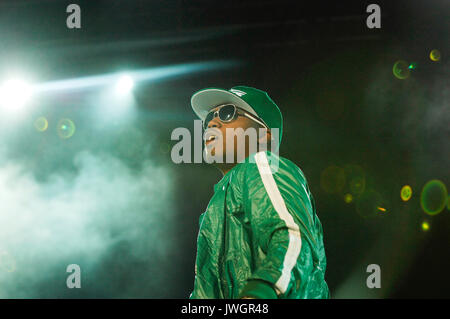 Rapper NAS mit 2008 Rock Bells Glen Helen Pavilion Los Angeles. Stockfoto