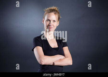 Edinburgh, Großbritannien. 12 Aug, 2017. Andrea Hoffmann, deutscher Autor und Journalist, beim Edinburgh International Book Festival erscheinen. Edinburgh, Großbritannien. 12 Aug, 2017. Bild von der Credit: GARY DOAK/Alamy leben Nachrichten Stockfoto