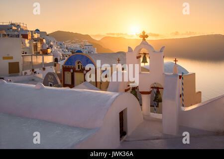 Das Dorf Oia, Santorini, Griechenland Stockfoto