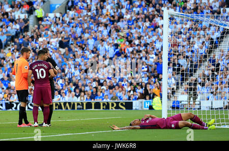 Von Manchester City Gabriel Jesus nimmt eine Verletzung während der Premier League Match an der AMEX Stadion, Brighton. Stockfoto