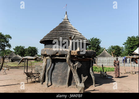 Der Süden des Sudan, Dorf in der Nähe von Rumbek, Ton Hütte von Dinka Stamm Stockfoto