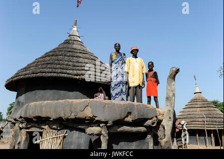 Der Süden des Sudan, Dorf in der Nähe von Rumbek, Ton Hütte von Dinka Stamm Stockfoto