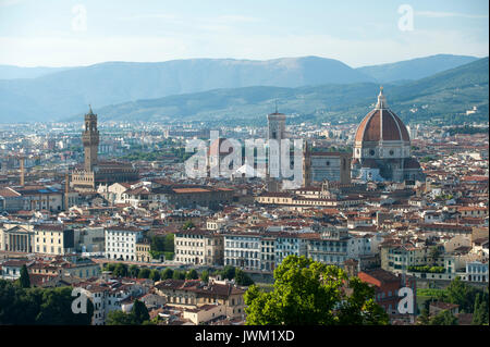 Palazzo Vecchio, Badia Fiorentina, Bargello, Basilika San Lorenzo, Battistero di San Giovanni, Kathedrale von Santa Maria Del Fiore mit Cupola del Bru Stockfoto