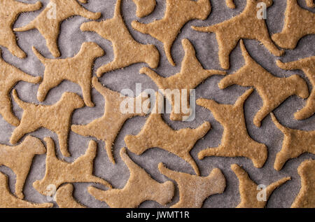 Die hausgemachte Hund behandelt in der Form eines Knochens. Stockfoto