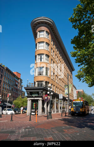 Flatiron Building (erbaut 1908-1909 von Parr und Gebühr Architekten) in Gastown Bezirk, Vancouver, British Columbia, Kanada Stockfoto