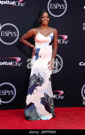 2017 ESPY Awards - Ankunft mit: Gabi Douglas Wo: Los Angeles, Kalifornien, Vereinigte Staaten, wenn: 12 Jun 2017 Credit: FayesVision/WENN.com Stockfoto