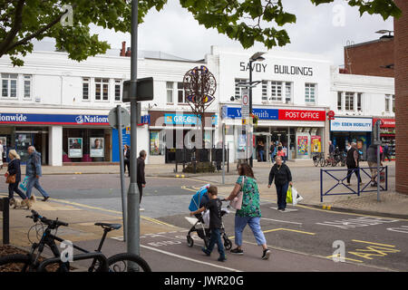 Fareham, einer kleinen Stadt in Hampshire. Das Foto zeigt die Fußgängerzone der West Street, der Haupteinkaufsstraße der Stadt. Stockfoto