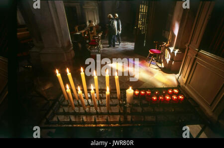 Kerzen, St. Blasius Kirche, Dubrovnik Altstadt, Kroatien Stockfoto