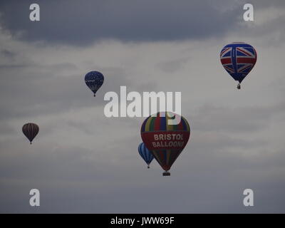 Bristol, UK. 13 Aug, 2017. Bristol International Balloon Fiesta, Bristol, UK Credit: NASTJA M/Alamy leben Nachrichten Stockfoto