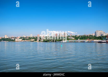 Blick auf die Stadt Rostow-am-Don von der Don Stockfoto