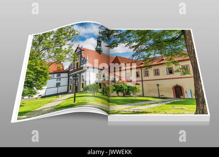 Das Minoritenkloster mit der Kirche von Corpus Christi ist, Cesky Krumlov, Böhmen, Jihocesky kraj, Tschechische Republik, Europa Stockfoto