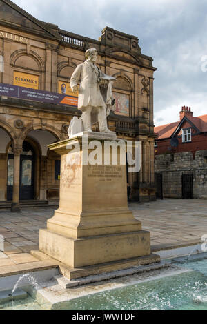 Statue von York's berühmten Künstler William Etty R.A. 1787 - 1849 außerhalb der York Art Gallery Stockfoto