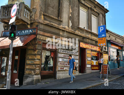 Belgrad, SERBIEN - Juli 13., 2017. Balkanska Straße, obere Plätze in Belgrad, eine "Brücke" zwischen Alt und Neu. Stockfoto